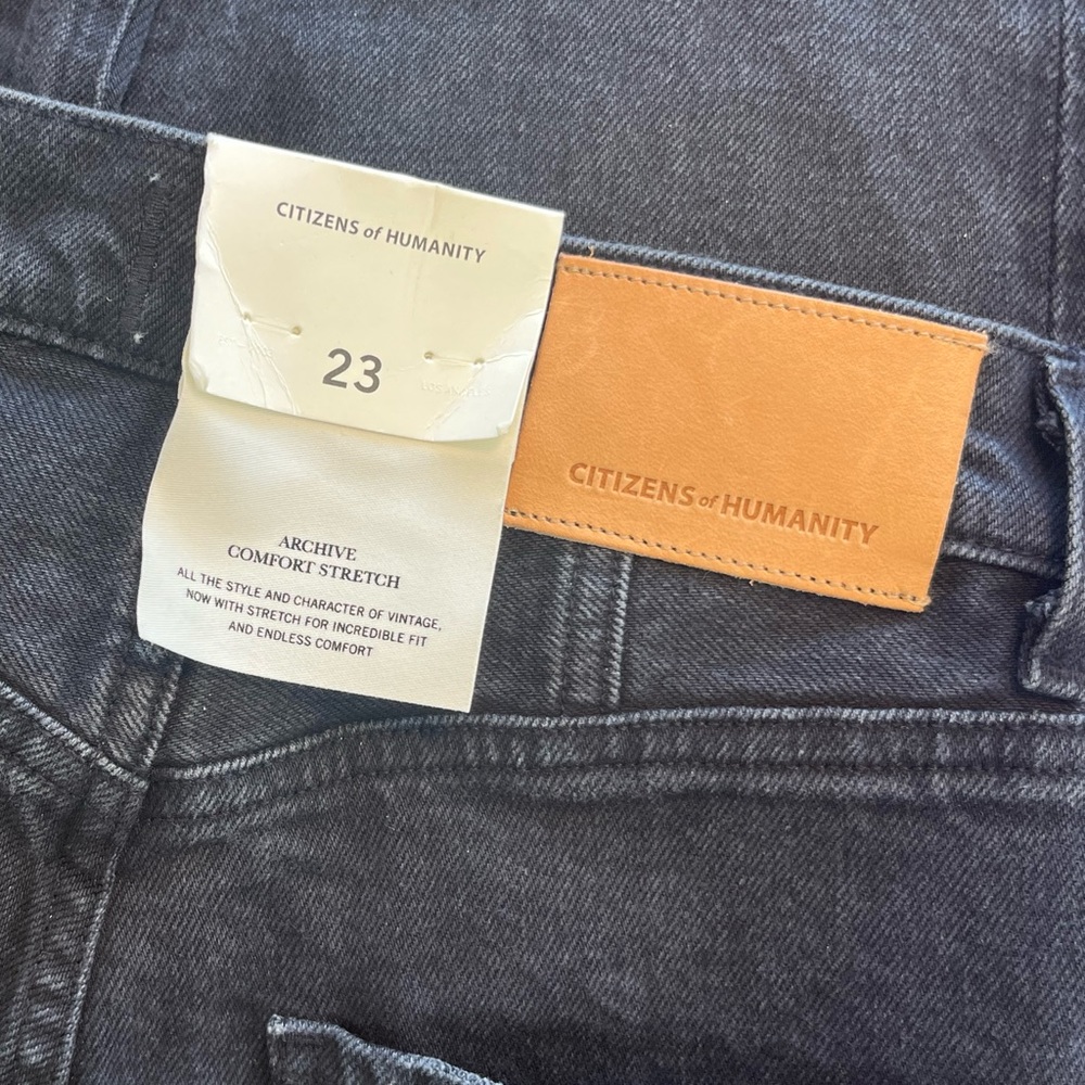 Citizens of Humanity
Valerie High-rise Stirrup Jeans - Picture 13 of 16